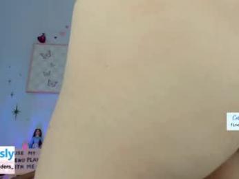 cobie_smoulders_ chaturbate stream image, 17.04.2026 20:30