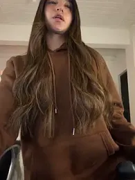 aly_golden_ stripchat stream image, 21.04.2026 06:20