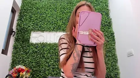 realhotfallingdevil stripchat stream image, 23.04.2026 04:40