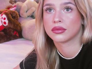 Maci Reynolds flirt4free stream image, 09.03.2025 03:30