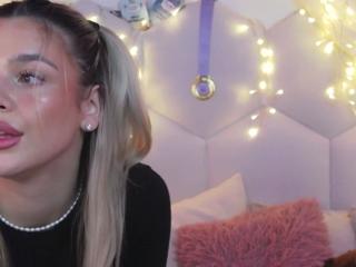 Maci Reynolds flirt4free stream image, 09.03.2025 03:30