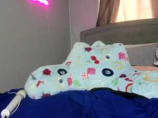 charlie3x215 camsoda stream image, 30.04.2026 18:10