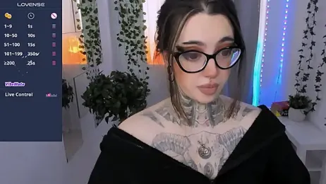 Dixi_Pixi_ stripchat stream image, 01.05.2026 05:40