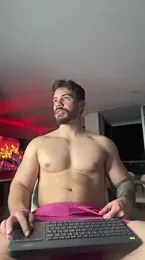 Valenthino_Salvatore stripchat stream image, 04.05.2026 22:40