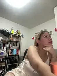 Celestedubois stripchat stream image, 04.05.2026 21:10