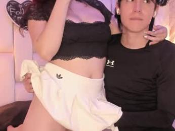 daphne_and_roger chaturbate stream image, 05.05.2026 11:00