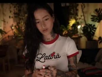 effylowell_ chaturbate stream image, 09.05.2026 01:10