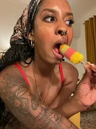 Your_Paris stripchat stream image, 16.05.2026 19:20
