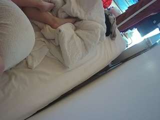 voyeurcam-julmodels-whitebed-4 camsoda stream image, 16.05.2026 16:10