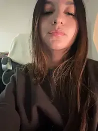 aly_golden_ stripchat stream image, 18.05.2026 10:00