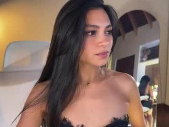 sweet_littleee chaturbate stream image, 23.05.2026 00:30