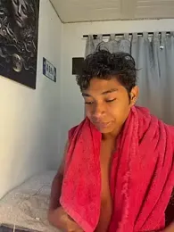 alejo_cute stripchat stream image, 26.05.2026 13:10