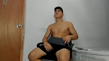 andrew_rose_ stripchat stream image, 01.06.2026 18:50