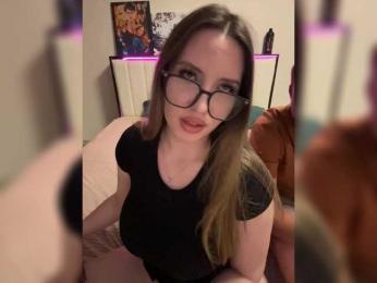 Cris_Mi bongacams stream image, 06.06.2026 21:40