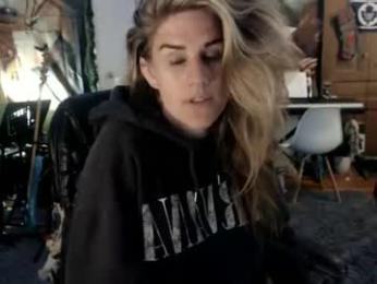 katiecutie_5 chaturbate stream image, 17.06.2026 05:00