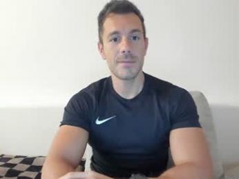 roberto4ever chaturbate stream image, 23.06.2026 04:00
