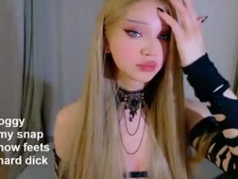 _paprika chaturbate stream image, 25.06.2026 22:00