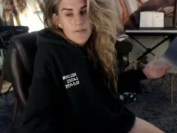 katiecutie_5 chaturbate stream image, 29.07.2026 04:20