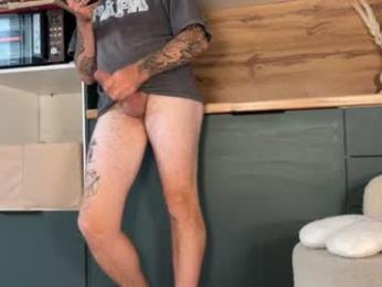 adele_nick2202 chaturbate stream image, 04.08.2026 05:20