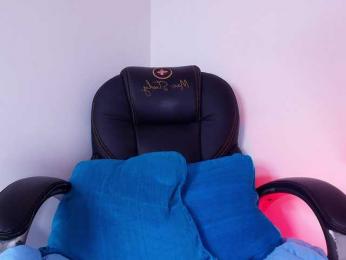 naomi-k bongacams stream image, 05.08.2026 03:20