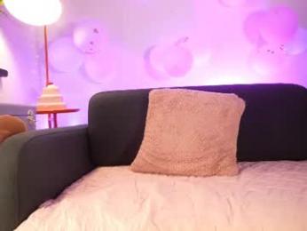 littlee33 chaturbate stream image, 14.08.2026 20:10