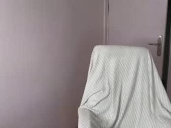 whiteskyy_ chaturbate stream image, 19.08.2026 20:30
