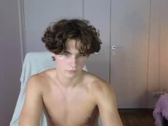 whiteskyy_ chaturbate stream image, 19.08.2026 20:30