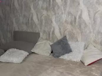 kris_mon chaturbate stream image, 28.08.2026 16:50