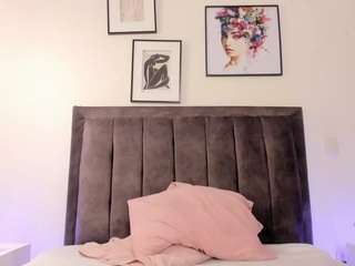 helen-moorex camsoda stream image