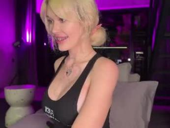 golden_alinee chaturbate stream image, 28.09.2026 13:50