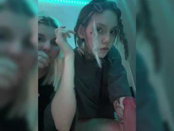 Molly-and-Ewa bongacams stream image, 16.03.2025 19:00