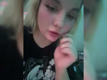 Molly-and-Ewa bongacams stream image, 16.03.2025 19:00