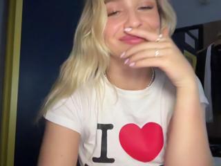 Maci Reynolds flirt4free stream image, 16.03.2025 22:30