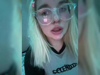 Molly-and-Ewa bongacams stream image, 17.03.2025 10:20