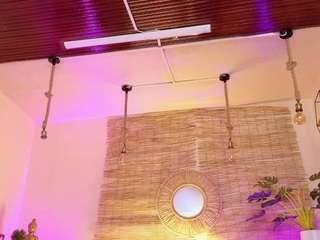 lady-brownn camsoda stream image, 18.03.2025 11:30