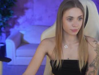 kira0541 chaturbate stream image, 19.03.2025 17:30
