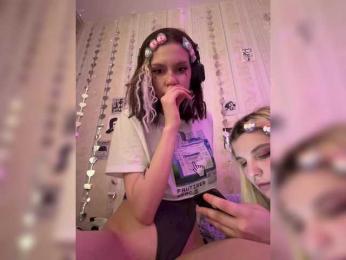Molly-and-Ewa bongacams stream image, 20.03.2025 04:50
