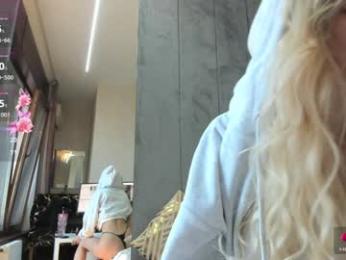 sassyt33n chaturbate stream image, 20.03.2025 09:00