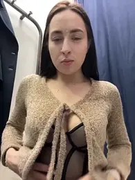 Holly_Play stripchat stream image