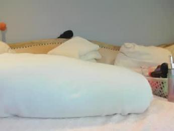 eatmygingersnapps chaturbate stream image