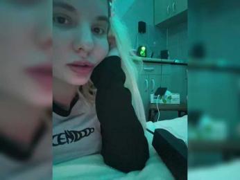 Molly-and-Ewa bongacams stream image, 22.03.2025 08:20