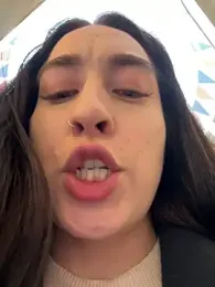 Holly_Play stripchat stream image, 22.03.2025 12:00