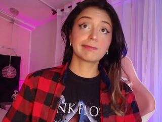sofly-s camsoda stream image, 03.02.2025 11:40