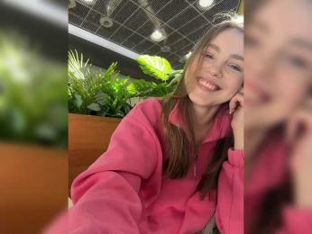 sweetAdel bongacams stream image