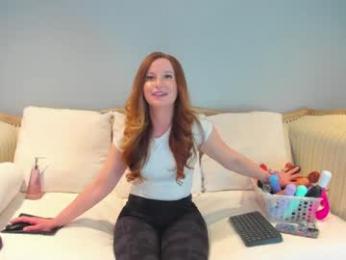 eatmygingersnapps chaturbate stream image
