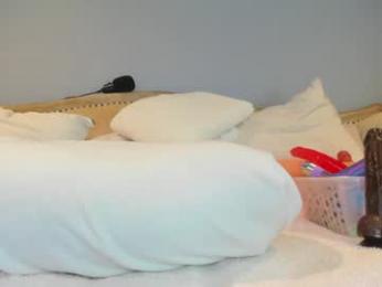 eatmygingersnapps chaturbate stream image