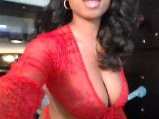 lovely-brown94 camsoda stream image