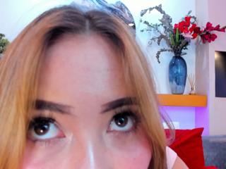 Azura Wave flirt4free stream image, 02.04.2025 19:30