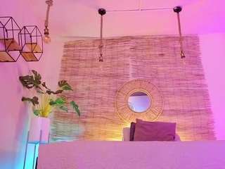 lady-brownn camsoda stream image, 04.04.2025 12:00