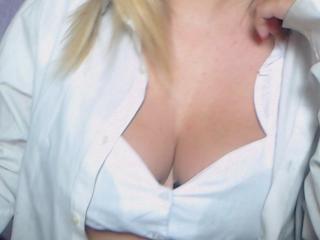 Sally Verda flirt4free stream image, 04.04.2025 18:00